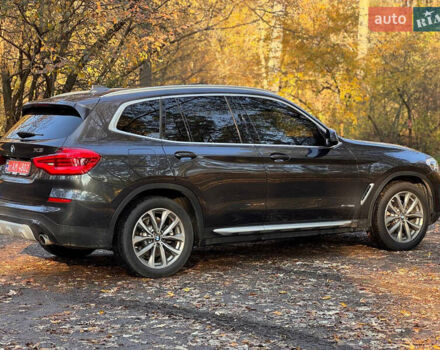 Сірий БМВ Х3, об'ємом двигуна 2 л та пробігом 164 тис. км за 25900 $, фото 6 на Automoto.ua