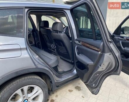 Серый БМВ Х3, объемом двигателя 3 л и пробегом 86 тыс. км за 28500 $, фото 12 на Automoto.ua