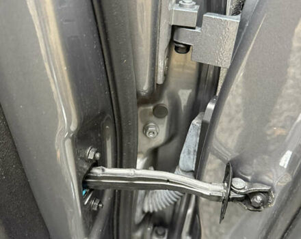 Серый БМВ Х3, объемом двигателя 2.01 л и пробегом 196 тыс. км за 14999 $, фото 47 на Automoto.ua