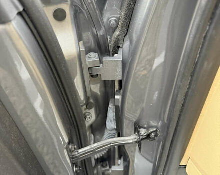 Серый БМВ Х3, объемом двигателя 2.01 л и пробегом 196 тыс. км за 14999 $, фото 46 на Automoto.ua