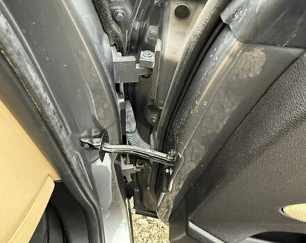 Серый БМВ Х3, объемом двигателя 2.01 л и пробегом 196 тыс. км за 14999 $, фото 63 на Automoto.ua