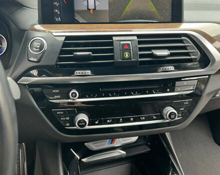 Серый БМВ Х3, объемом двигателя 3 л и пробегом 115 тыс. км за 36999 $, фото 28 на Automoto.ua