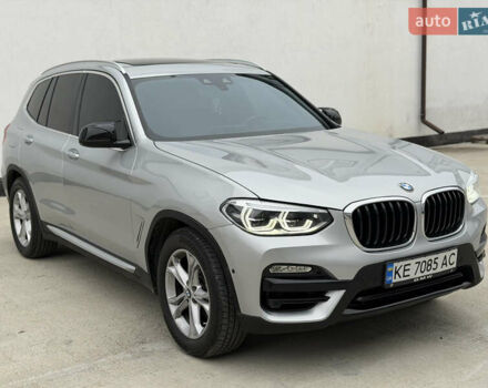 Серый БМВ Х3, объемом двигателя 2 л и пробегом 143 тыс. км за 21000 $, фото 2 на Automoto.ua