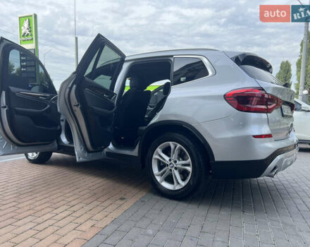 Сірий БМВ Х3, об'ємом двигуна 2 л та пробігом 80 тис. км за 27300 $, фото 17 на Automoto.ua
