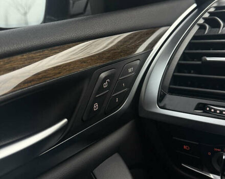 Серый БМВ Х3, объемом двигателя 2 л и пробегом 80 тыс. км за 23800 $, фото 18 на Automoto.ua