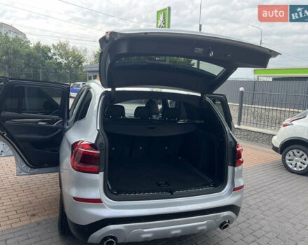 Сірий БМВ Х3, об'ємом двигуна 2 л та пробігом 80 тис. км за 27300 $, фото 9 на Automoto.ua