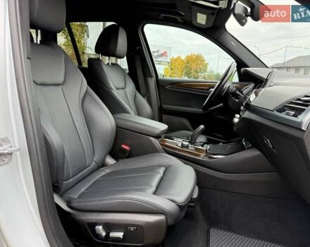 Серый БМВ Х3, объемом двигателя 2 л и пробегом 89 тыс. км за 25500 $, фото 8 на Automoto.ua