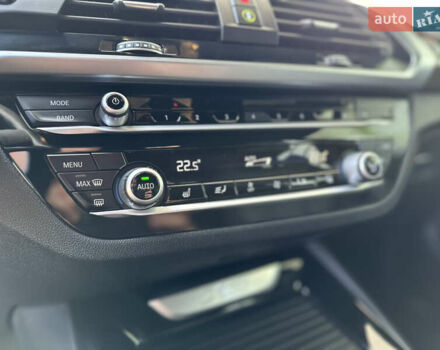 Сірий БМВ Х3, об'ємом двигуна 2 л та пробігом 114 тис. км за 21350 $, фото 54 на Automoto.ua