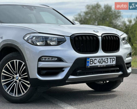 Сірий БМВ Х3, об'ємом двигуна 2 л та пробігом 114 тис. км за 21350 $, фото 6 на Automoto.ua