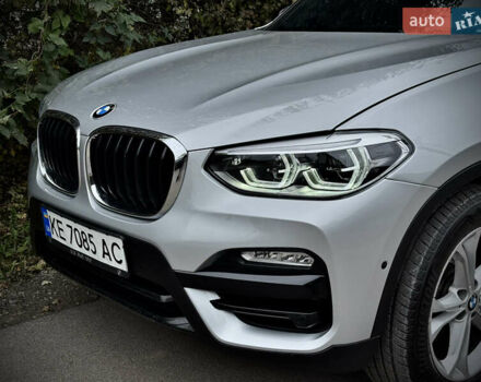 Серый БМВ Х3, объемом двигателя 2 л и пробегом 141 тыс. км за 22500 $, фото 1 на Automoto.ua
