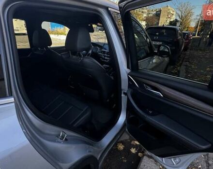 Серый БМВ Х3, объемом двигателя 2 л и пробегом 205 тыс. км за 30000 $, фото 13 на Automoto.ua