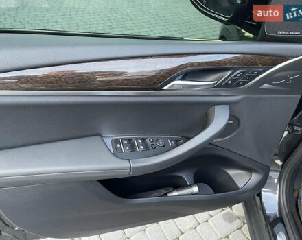 Серый БМВ Х3, объемом двигателя 2 л и пробегом 75 тыс. км за 29500 $, фото 12 на Automoto.ua