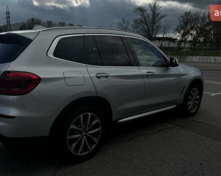 Серый БМВ Х3, объемом двигателя 2 л и пробегом 205 тыс. км за 30000 $, фото 4 на Automoto.ua