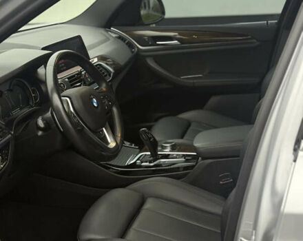 Серый БМВ Х3, объемом двигателя 2 л и пробегом 80 тыс. км за 23800 $, фото 14 на Automoto.ua