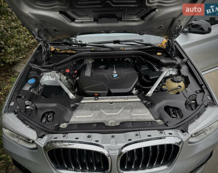 Серый БМВ Х3, объемом двигателя 2 л и пробегом 141 тыс. км за 22500 $, фото 29 на Automoto.ua