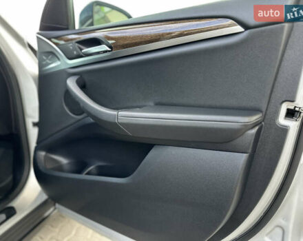 Сірий БМВ Х3, об'ємом двигуна 2 л та пробігом 114 тис. км за 21350 $, фото 61 на Automoto.ua