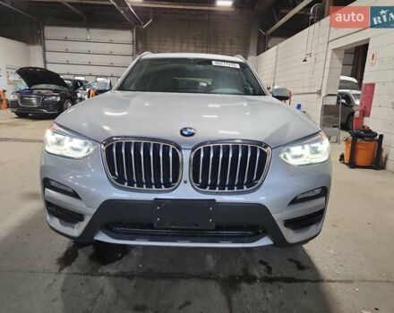 Серый БМВ Х3, объемом двигателя 2 л и пробегом 103 тыс. км за 8400 $, фото 4 на Automoto.ua