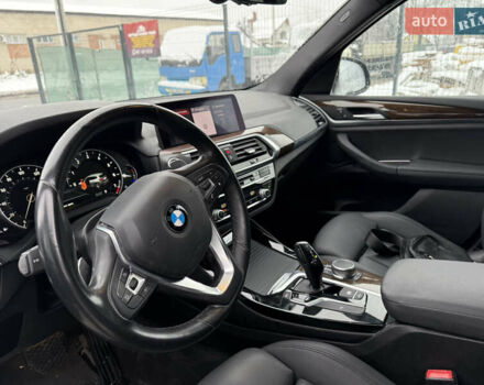 Серый БМВ Х3, объемом двигателя 2 л и пробегом 130 тыс. км за 23400 $, фото 19 на Automoto.ua