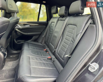 Сірий БМВ Х3, об'ємом двигуна 2 л та пробігом 150 тис. км за 27950 $, фото 32 на Automoto.ua