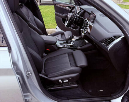 Серый БМВ Х3, объемом двигателя 2 л и пробегом 139 тыс. км за 23900 $, фото 28 на Automoto.ua