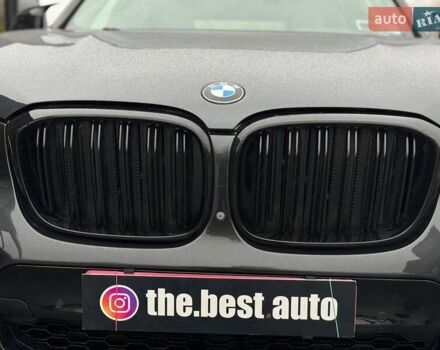 Серый БМВ Х3, объемом двигателя 3 л и пробегом 75 тыс. км за 41999 $, фото 21 на Automoto.ua