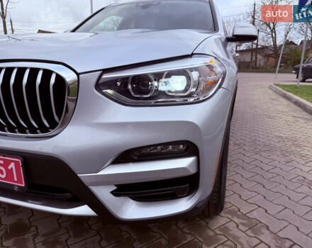 Серый БМВ Х3, объемом двигателя 2 л и пробегом 139 тыс. км за 23900 $, фото 4 на Automoto.ua