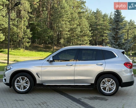 Серый БМВ Х3, объемом двигателя 2 л и пробегом 84 тыс. км за 25000 $, фото 2 на Automoto.ua