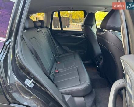 Сірий БМВ Х3, об'ємом двигуна 2 л та пробігом 18 тис. км за 46990 $, фото 10 на Automoto.ua