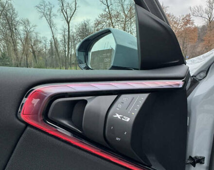 Сірий БМВ Х3, об'ємом двигуна 2 л та пробігом 13 тис. км за 71999 $, фото 179 на Automoto.ua