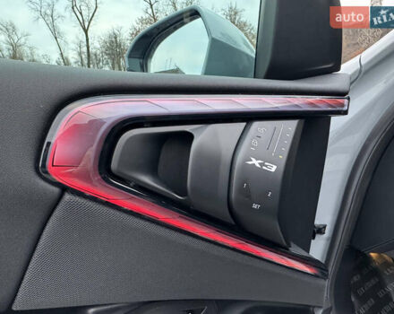 Сірий БМВ Х3, об'ємом двигуна 2 л та пробігом 13 тис. км за 71999 $, фото 180 на Automoto.ua