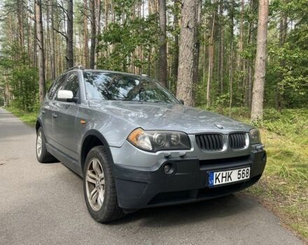 Серый БМВ Х3, объемом двигателя 3 л и пробегом 219 тыс. км за 2900 $, фото 1 на Automoto.ua