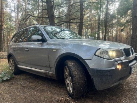 Серый БМВ Х3, объемом двигателя 3 л и пробегом 400 тыс. км за 5000 $, фото 1 на Automoto.ua