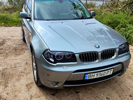 Серый БМВ Х3, объемом двигателя 3 л и пробегом 337 тыс. км за 10000 $, фото 1 на Automoto.ua