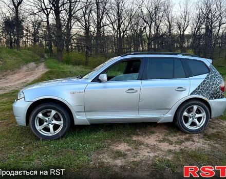 Серый БМВ Х3, объемом двигателя 3 л и пробегом 250 тыс. км за 3700 $, фото 1 на Automoto.ua