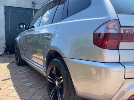 Серый БМВ Х3, объемом двигателя 2 л и пробегом 268 тыс. км за 10800 $, фото 1 на Automoto.ua