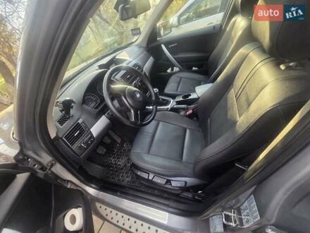 Серый БМВ Х3, объемом двигателя 2 л и пробегом 286 тыс. км за 9500 $, фото 1 на Automoto.ua