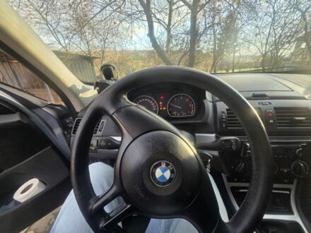 Серый БМВ Х3, объемом двигателя 2 л и пробегом 286 тыс. км за 9500 $, фото 1 на Automoto.ua