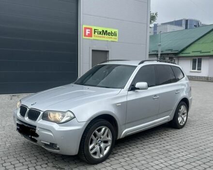 Серый БМВ Х3, объемом двигателя 2 л и пробегом 112 тыс. км за 3875 $, фото 1 на Automoto.ua