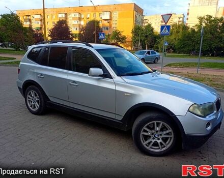 Серый БМВ Х3, объемом двигателя 2 л и пробегом 350 тыс. км за 8800 $, фото 1 на Automoto.ua