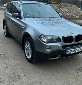 Серый БМВ Х3, объемом двигателя 2 л и пробегом 237 тыс. км за 10500 $, фото 1 на Automoto.ua