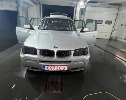 Серый БМВ Х3, объемом двигателя 3 л и пробегом 260 тыс. км за 5000 $, фото 1 на Automoto.ua