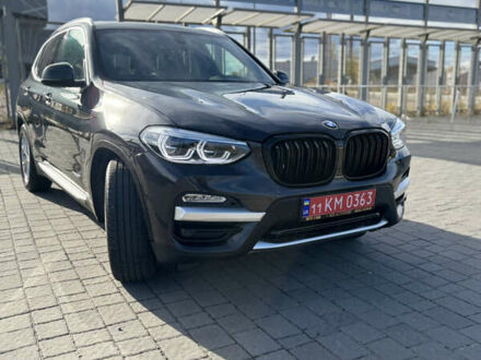 Серый БМВ Х3, объемом двигателя 2 л и пробегом 109 тыс. км за 26990 $, фото 1 на Automoto.ua