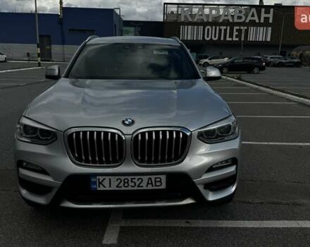 Серый БМВ Х3, объемом двигателя 2 л и пробегом 205 тыс. км за 30000 $, фото 1 на Automoto.ua