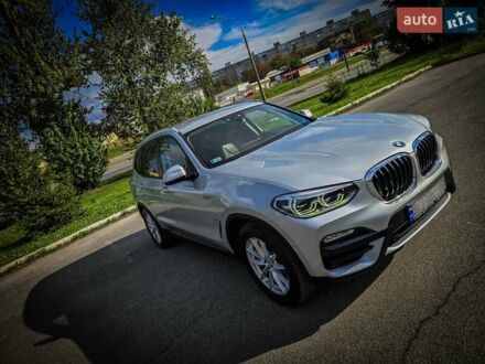 Серый БМВ Х3, объемом двигателя 2 л и пробегом 230 тыс. км за 29999 $, фото 1 на Automoto.ua
