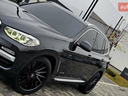 Серый БМВ Х3, объемом двигателя 2 л и пробегом 220 тыс. км за 23800 $, фото 1 на Automoto.ua