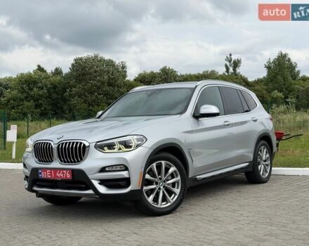 Серый БМВ Х3, объемом двигателя 2 л и пробегом 153 тыс. км за 25999 $, фото 1 на Automoto.ua