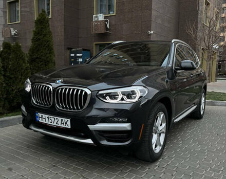 Серый БМВ Х3, объемом двигателя 2 л и пробегом 140 тыс. км за 26900 $, фото 1 на Automoto.ua