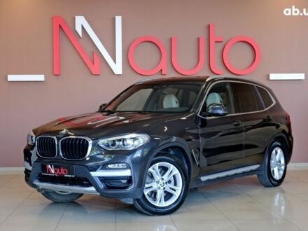 Серый БМВ Х3, объемом двигателя 2 л и пробегом 61 тыс. км за 26900 $, фото 1 на Automoto.ua