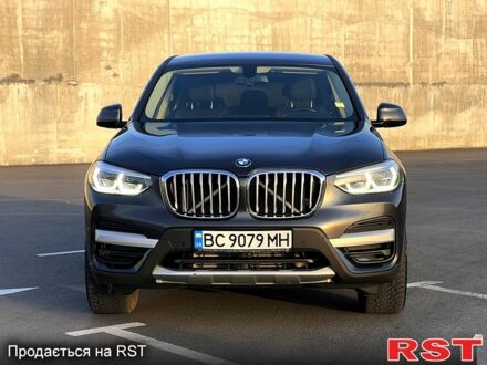 Серый БМВ Х3, объемом двигателя 2 л и пробегом 140 тыс. км за 35500 $, фото 1 на Automoto.ua