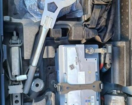 Синий БМВ Х3, объемом двигателя 3 л и пробегом 302 тыс. км за 10000 $, фото 22 на Automoto.ua